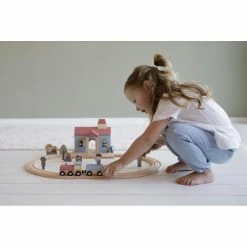 Little Dutch Railway Train Extension - Station