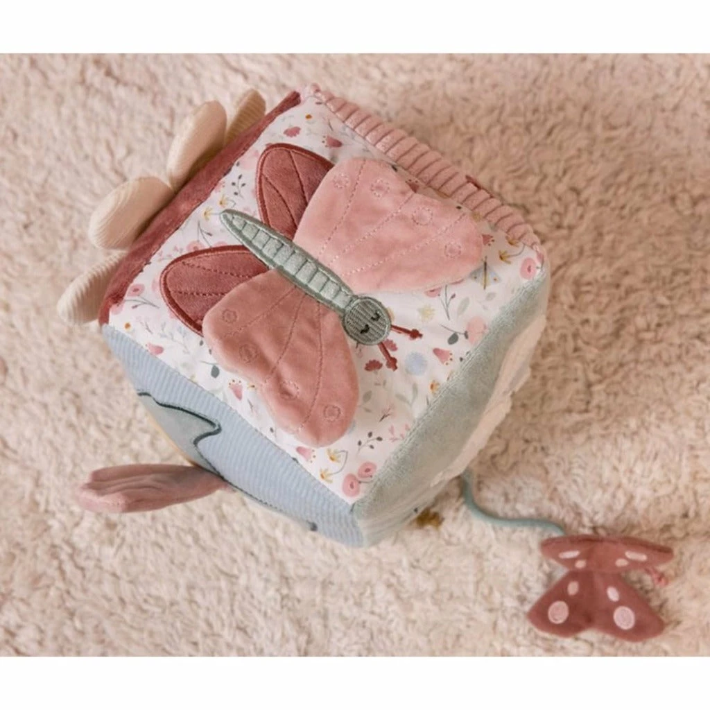 Little Dutch Soft Activity Cube - Butterflies & Flowers 3 Little Dutch Soft Activity Cube - Butterflies & Flowers
