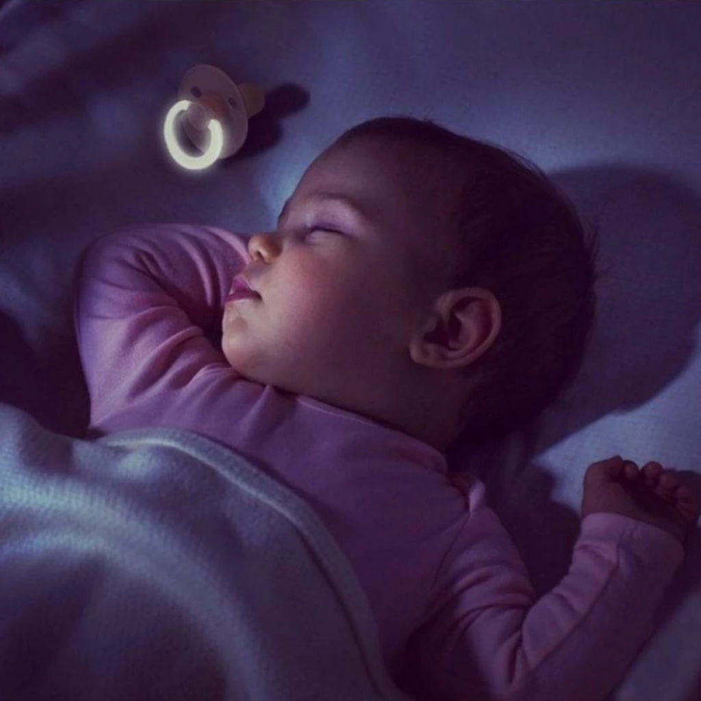 BIBS COLOUR Natural Rubber Pacifier - Sage (Glow In The Dark) 4 BIBS COLOUR Natural Rubber Pacifier - Sage (Glow In The Dark)