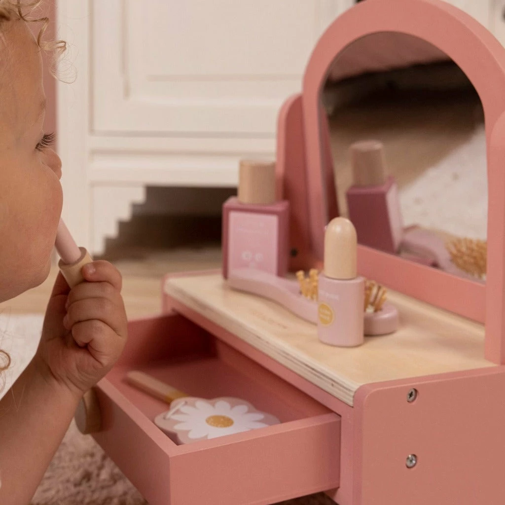 Little Dutch Vanity Table 7 Little Dutch Vanity Table