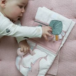 Little Dutch Activity Book - Ocean Pink 10 Little Dutch Activity Book - Ocean Pink