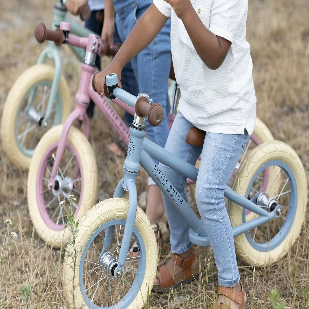Little Dutch Balance Bike - Blue 4 Little Dutch Balance Bike - Blue