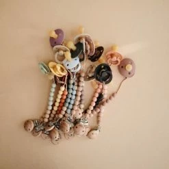 Mushie Pacifier Clips Cleo - Muted Yellow