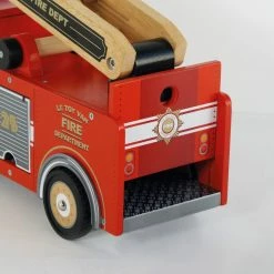 Le Toy Van Wooden Fire Engine (New Look)