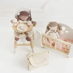 Le Toy Van Doll Nursing Set 7 Le Toy Van Doll Nursing Set