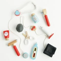 Le Toy Van Doctor's Kit (New Look)