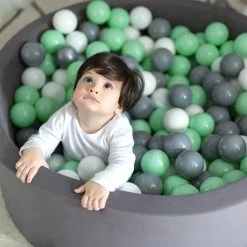 Larisa & Pumpkin Grey Ball Pit + Grey/Mint/White Balls