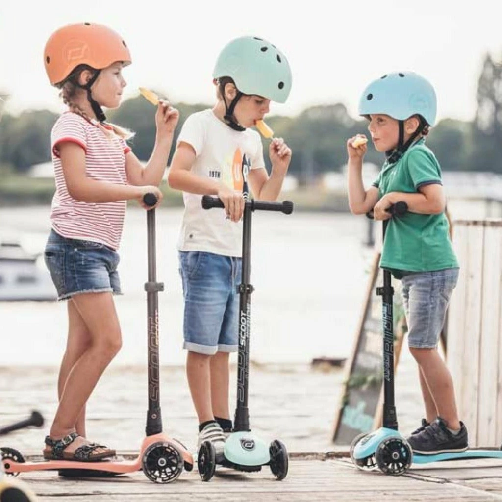 Vida Kids Scoot And Ride Safety Helmet With LED Blueberry 6 Vida Kids Scoot And Ride Safety Helmet With LED Blueberry